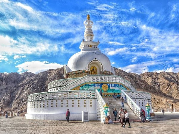 Amazing Ladakh Holiday Tour