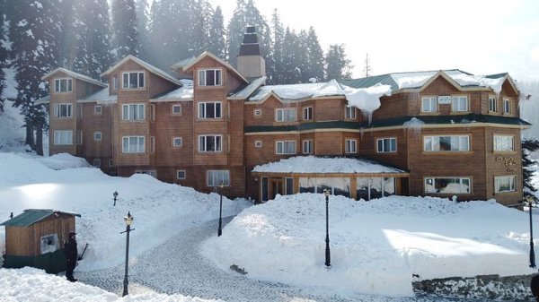 Hotel Kolahoi Green Heights Gulmarg