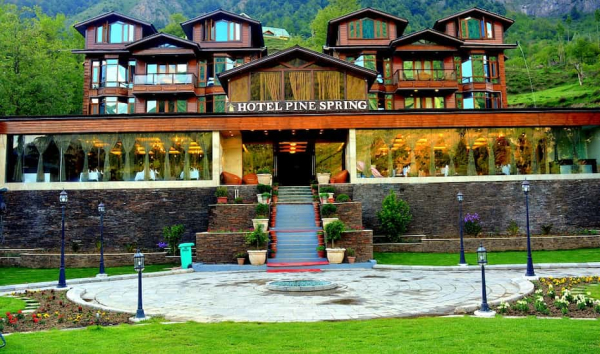 Hotel Pine spring Pahalgam